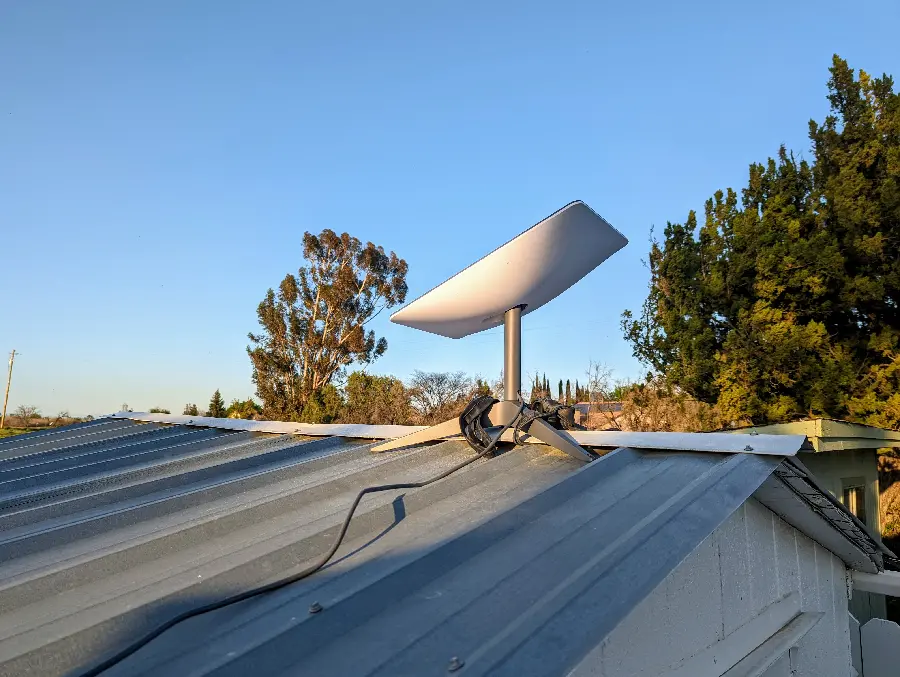 New Photo of Starlink Ultra-Advanced Dishes