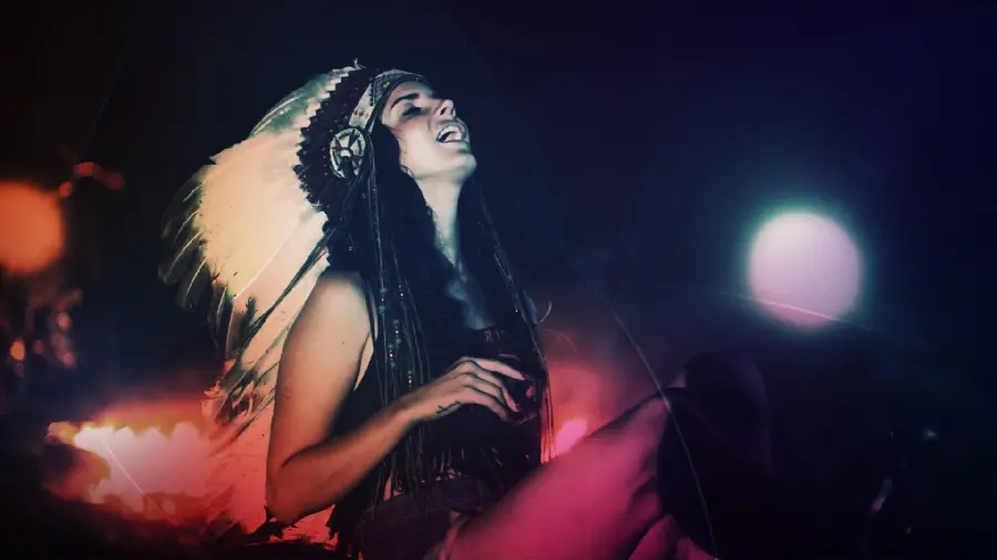 Lana Del Rey's collection of photos from Johra with direct download link