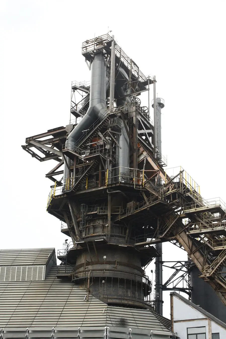 Image of a building for metallurgical engineering works in Mexico