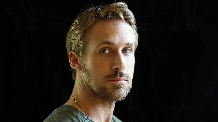 Ryan Gosling Profile Picture, the Main Character in the TV Series The Musician in the Sleeping Embrace