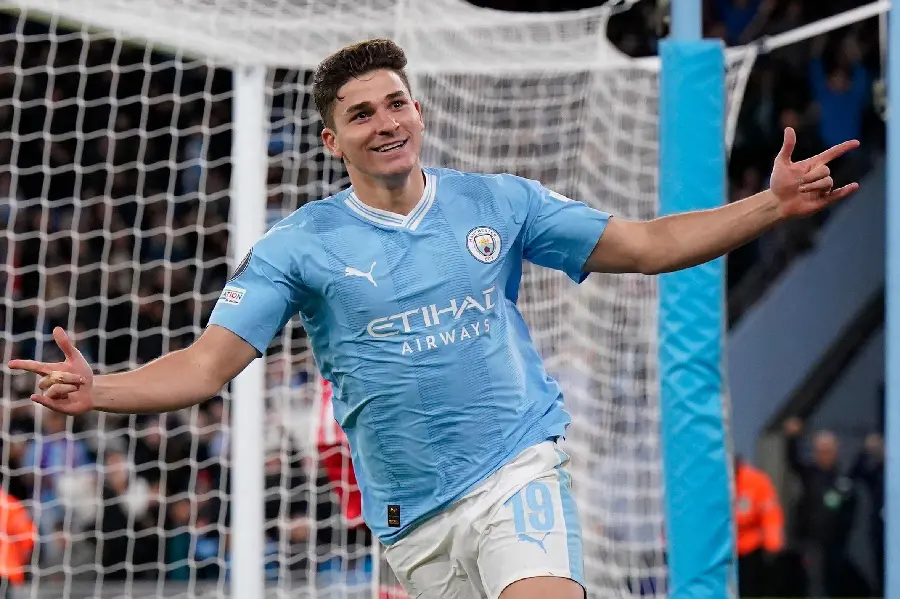 Background of Julen Alvarez happy after High quality goal 