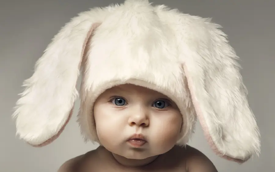 A cute little baby photo for those who love babies