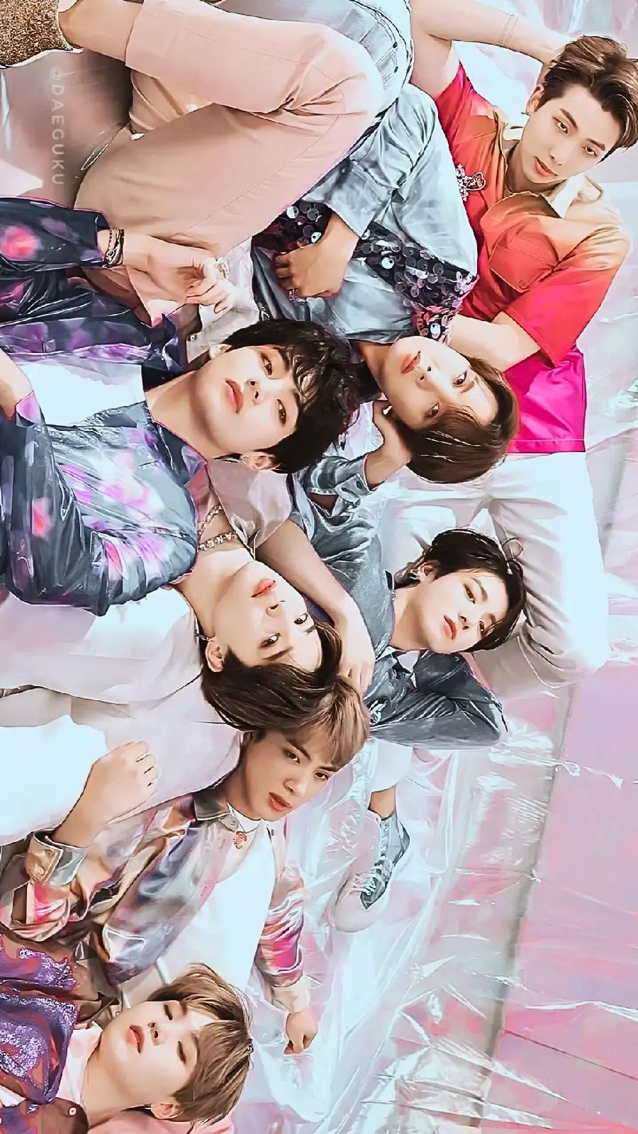 Picture of BTS members together for printing 