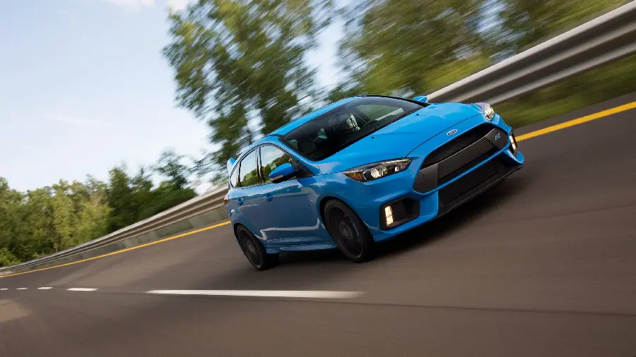 Stylish and single boy profile photo of a Ford Focus car with the best quality