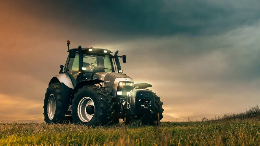 Completely free background image with tractor design