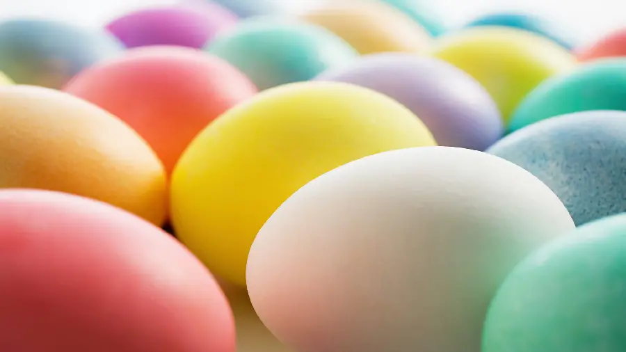 Free Download of Colorful Eggs for Desktop Background