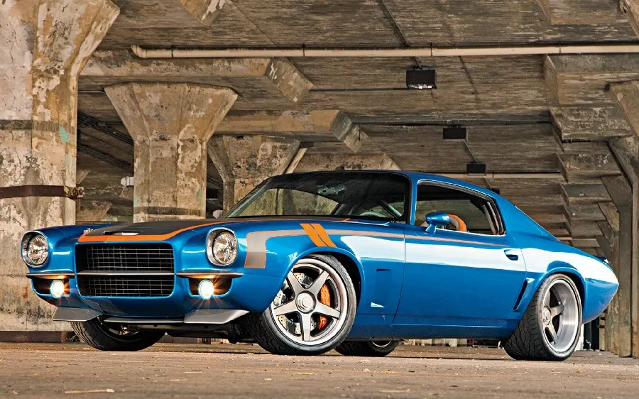 Download Free High Quality Stylish and Classic Blue Old Car Windows Wallpaper