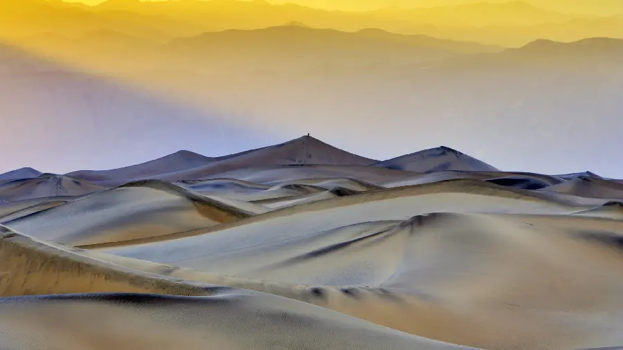 Free download of snowy desert wallpaper in full HD quality 