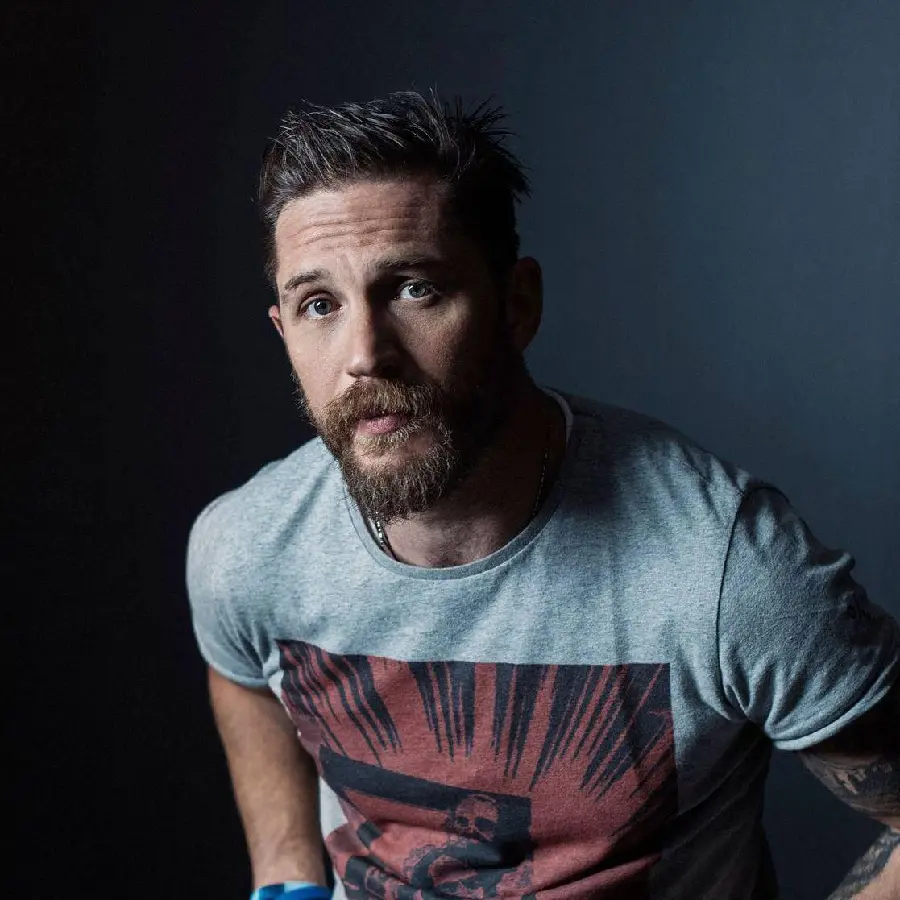 Tom Hardy's artistry in the popular and popular series Peaky Blinders