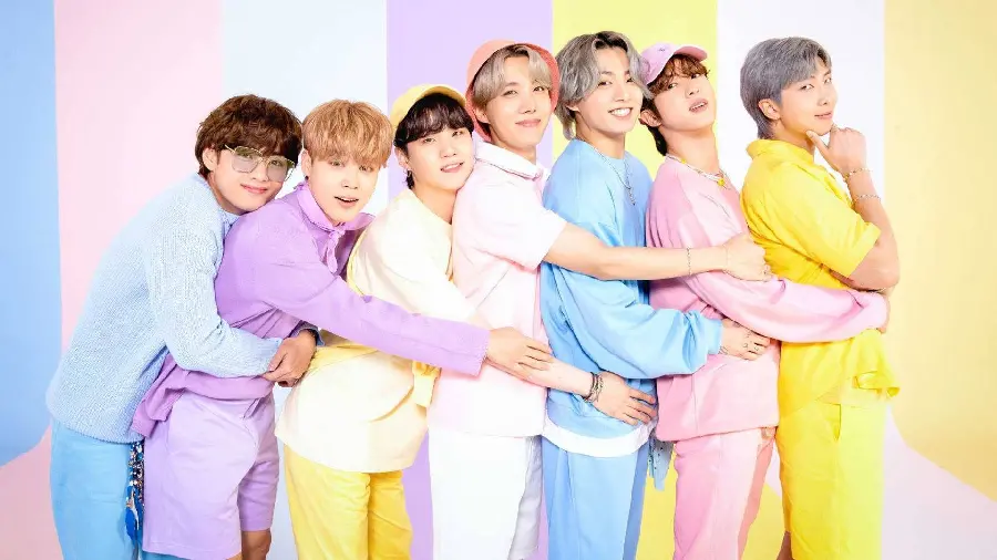 Download unique background from the popular BTS group