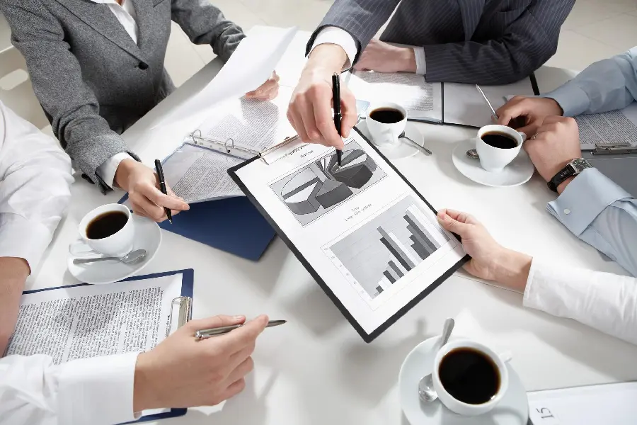 Stylish and modern image of advice and high-quality experts and consultants 