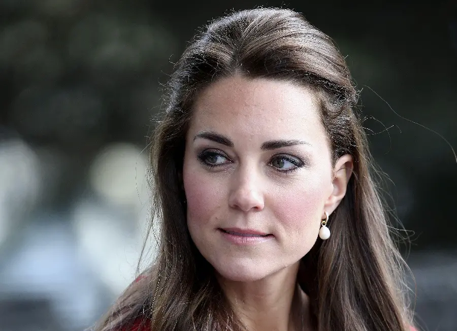 Background photo of the popular British royal bride Kate Middleton