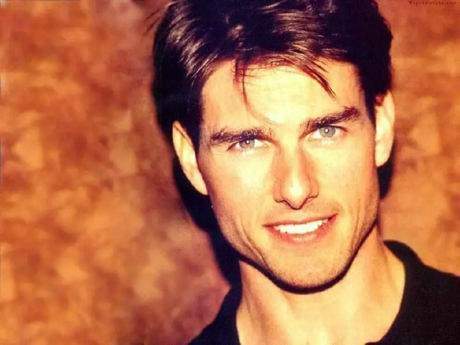 A charming photo of Tom Cruise's youth in good quality