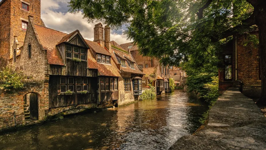A photo taken 1403 of an interesting place in Belgium for the computer 
