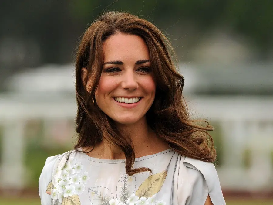 Background of Kate Middleton, wife of Prince William 