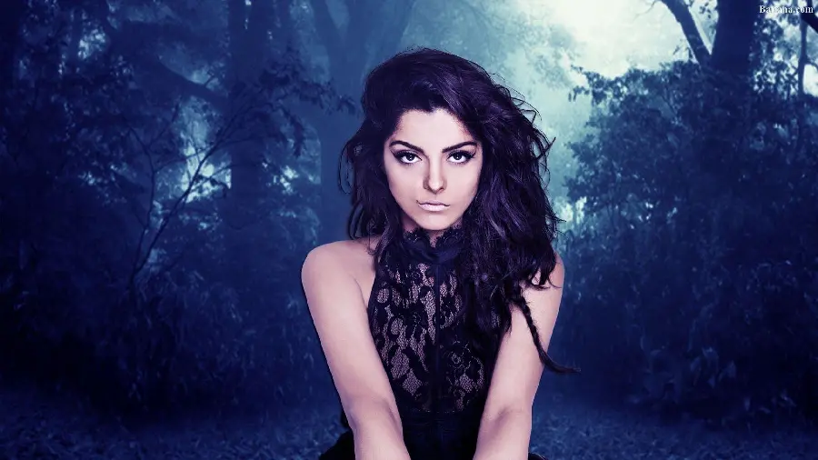 Bebe Rexha background American singer-songwriter and music producer
