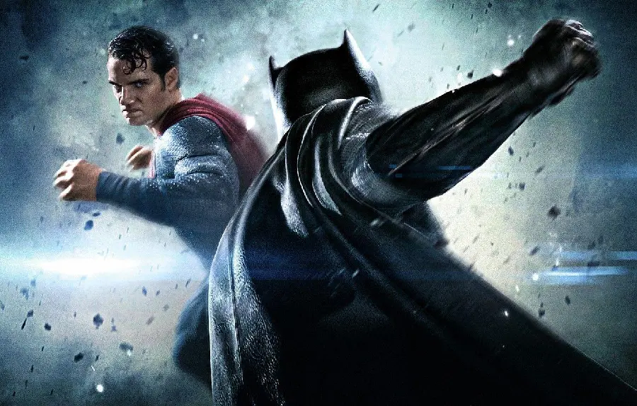Wallpaper of Henry Cavill with the character Superman fighting Batman