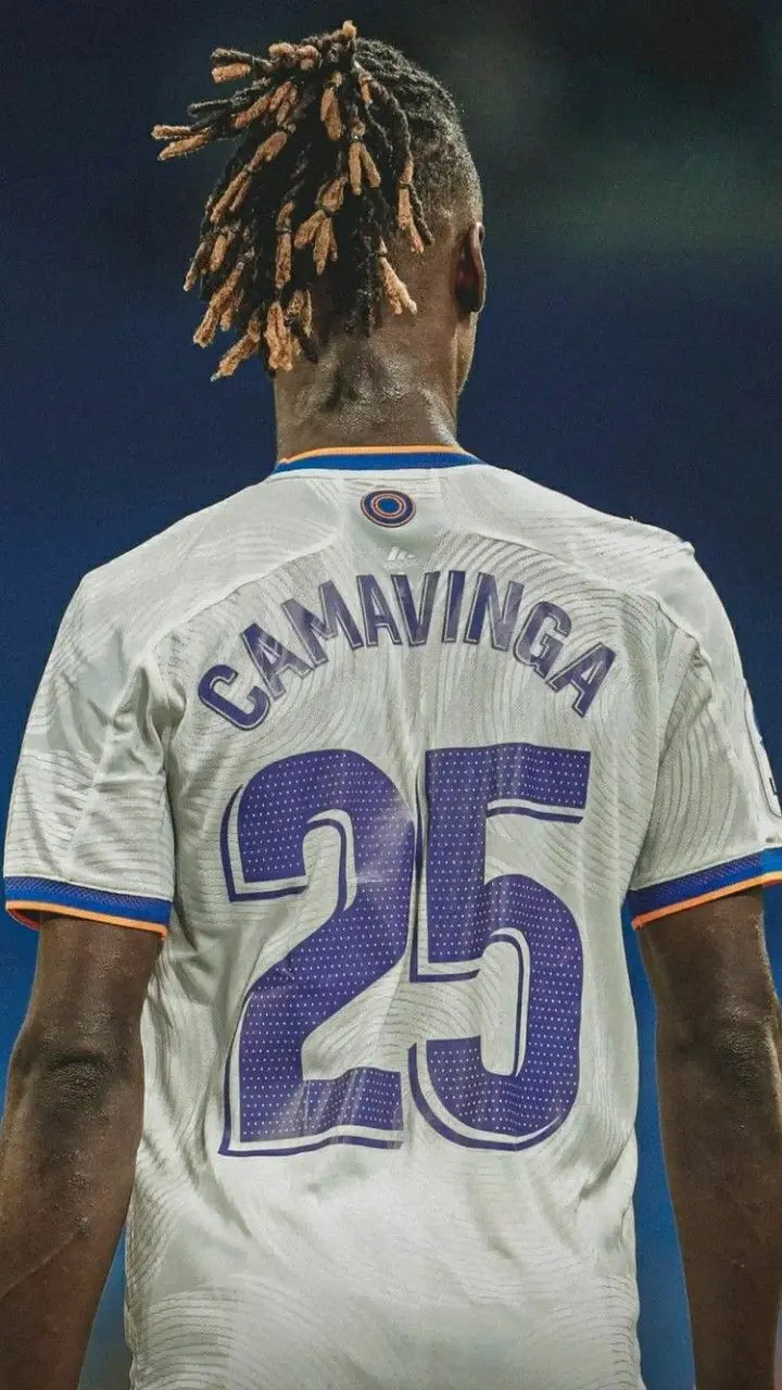 Background photo of Eduardo Camavinga's football shirt