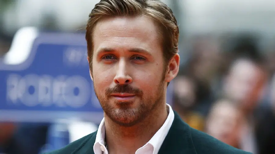 Download new photo of Ryan Gosling, famous actor with full biography