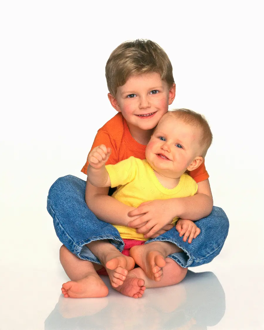 Beautiful, cute and funny baby girl photos for profiles