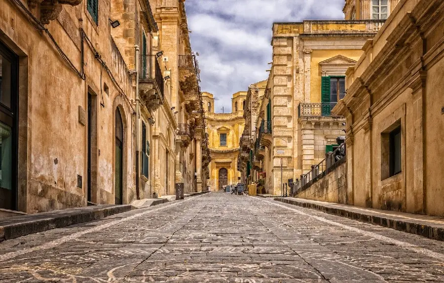 Empty street in Italy photo for design