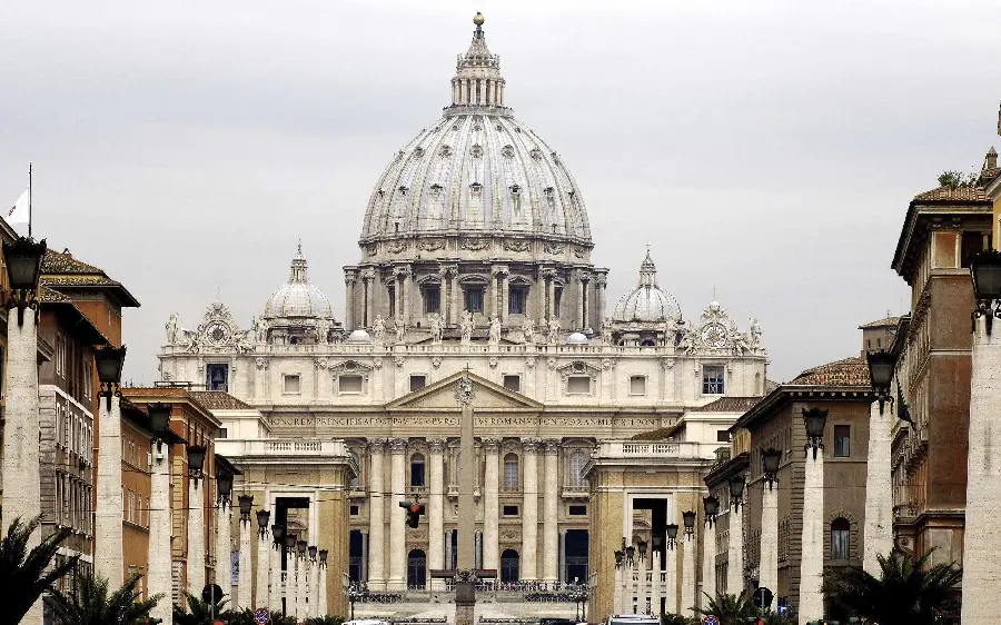 Photo of the great Vatican church