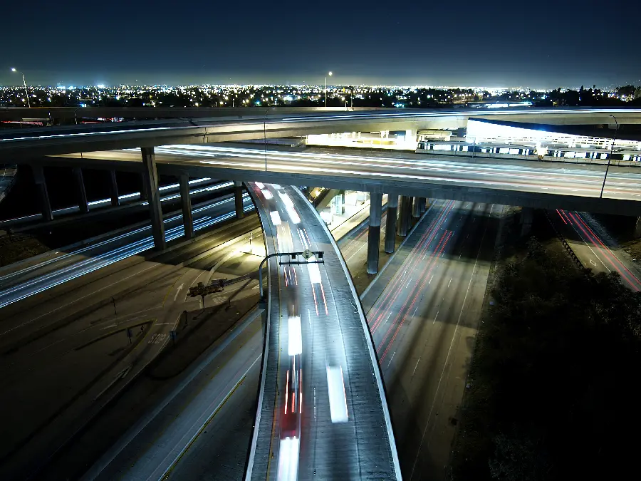 Beautiful Road Photo at Night