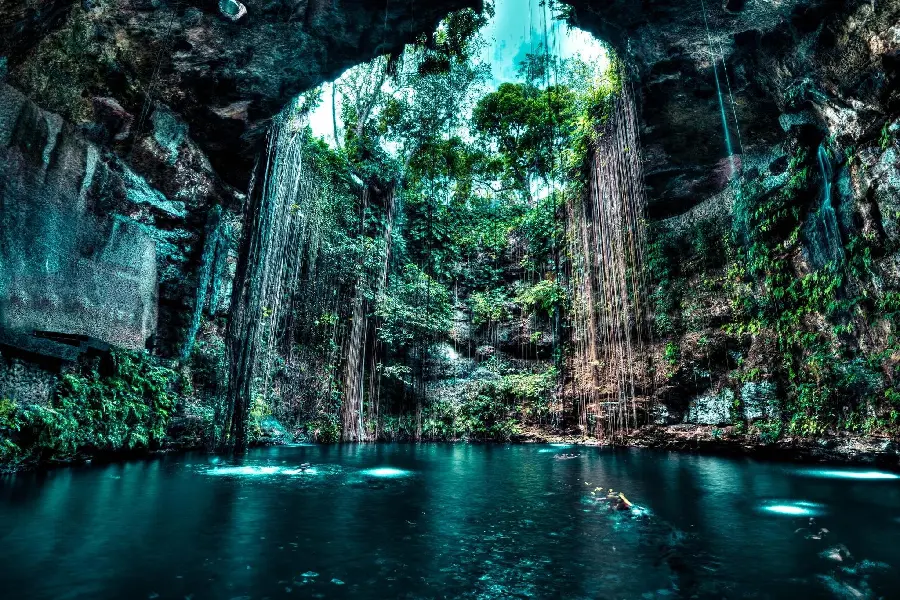Lake Cave