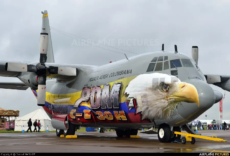High quality image of Hercules C 130 for profile