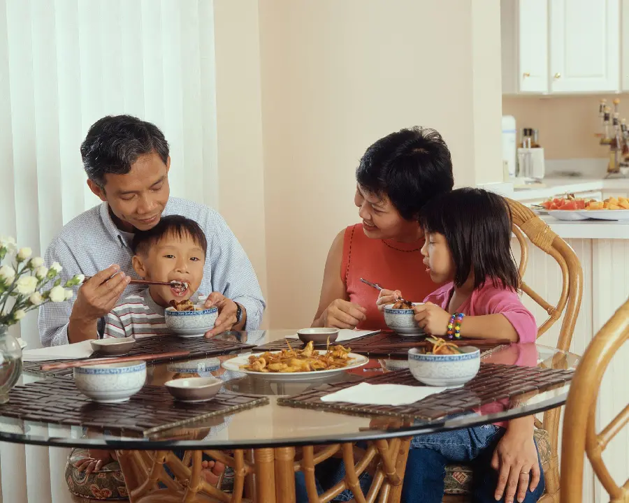 Family photo with small and young children