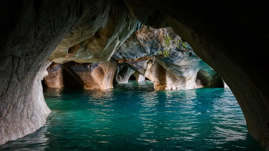 Cave Lake