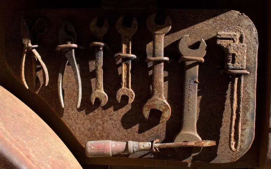 High quality full HD and free old wrench and pliers picture