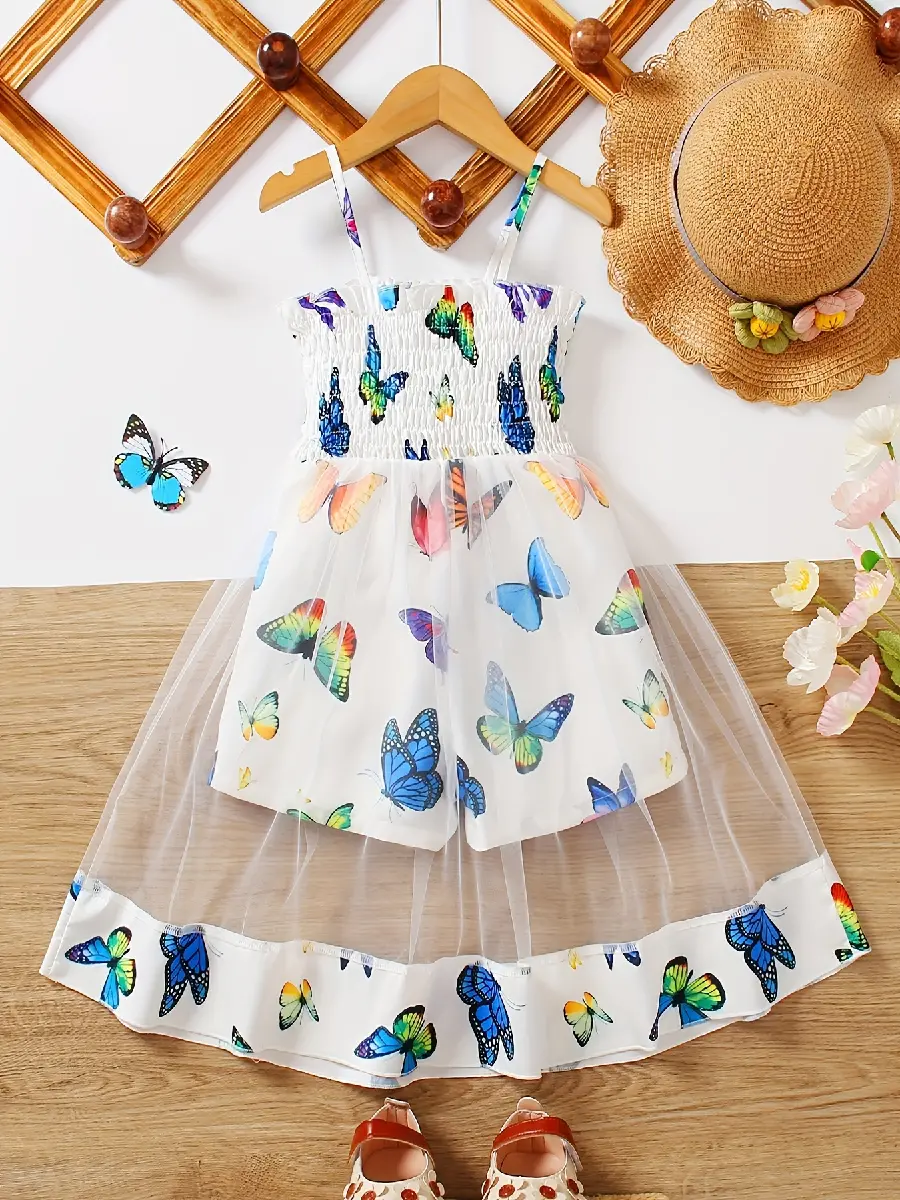 Girls' clothes design photo