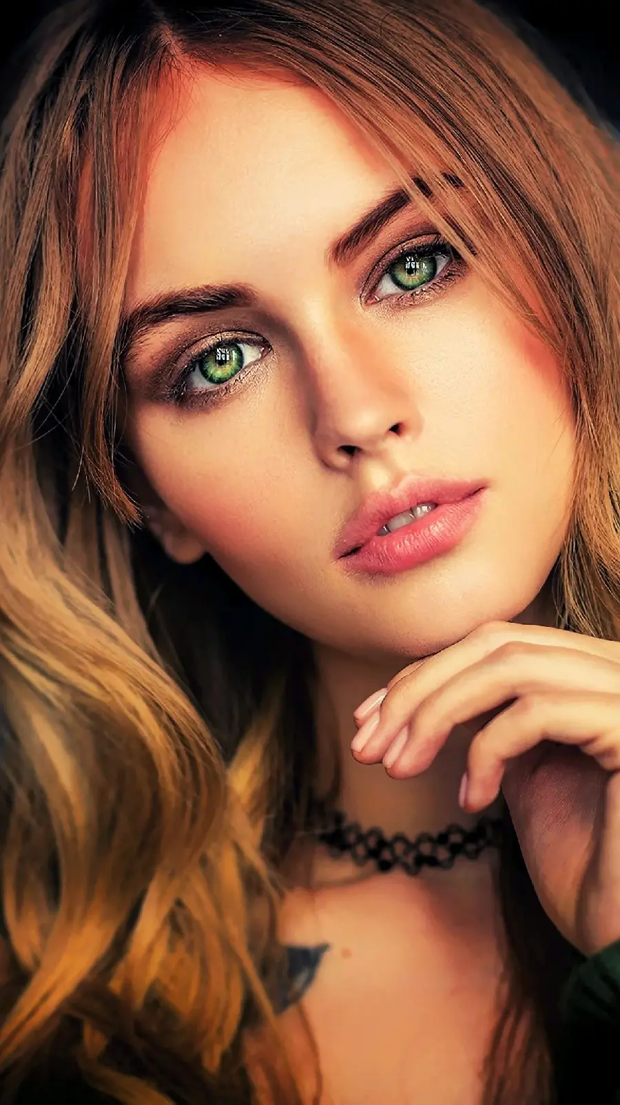 Beautiful Woman Photo