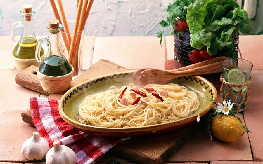 Photo of one of the authentic Italian dishes, cheese pasta