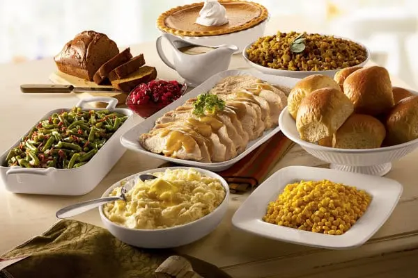 Family Dinner Food Wallpaper