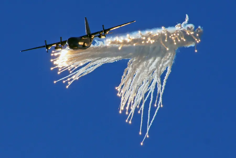 Hercules C 130 wallpaper with easy download