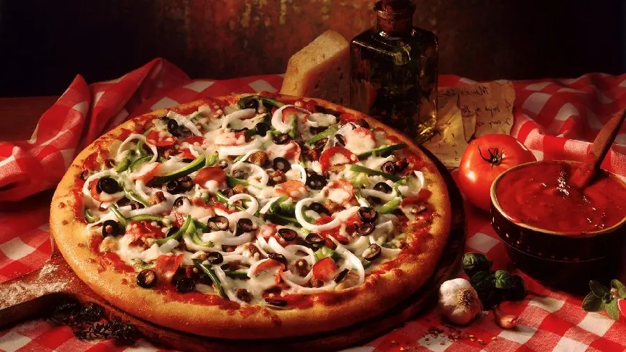 Italian Pizza Wallpaper Photo