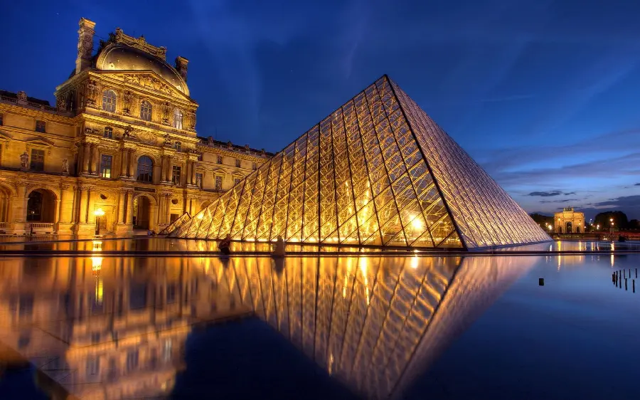 Louvre Museum