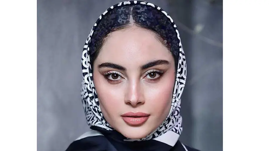 Attractive picture of beautiful Iranian actress Terlan Parvaneh