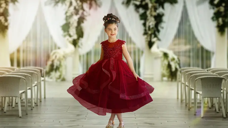 Girl's formalwear photo