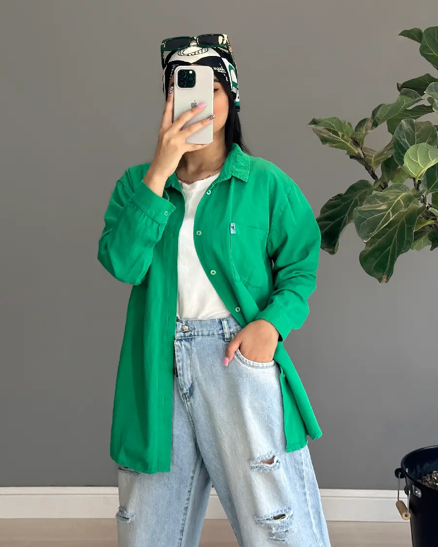 Girl's Spring Coat Photo