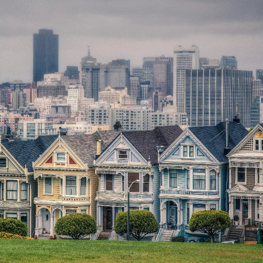 Computer wallpaper for architects of old buildings in the style of Victorian architecture