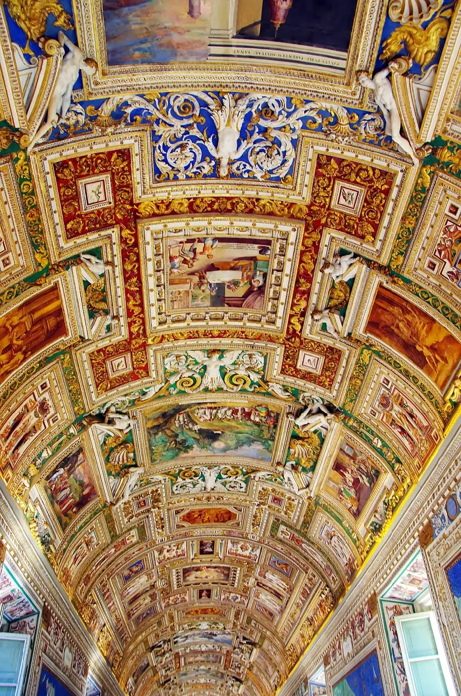 Vatican Cathedral Ceiling Photo for Download in 8k Quality