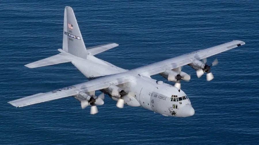 Lex taken from the Hercules C 130 aircraft flying over the ocean