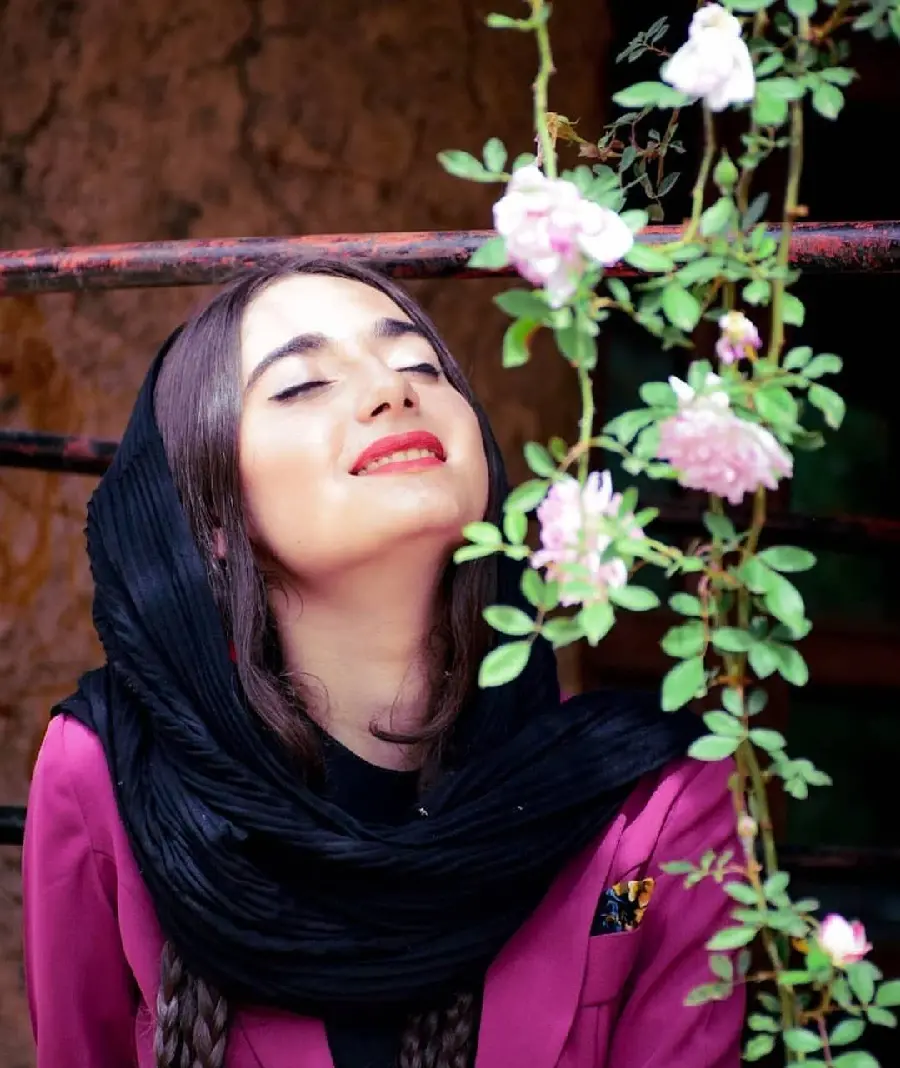 Beautiful girly profile photo