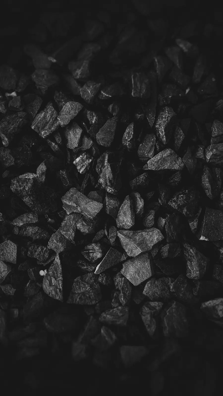 Download simple black wallpaper