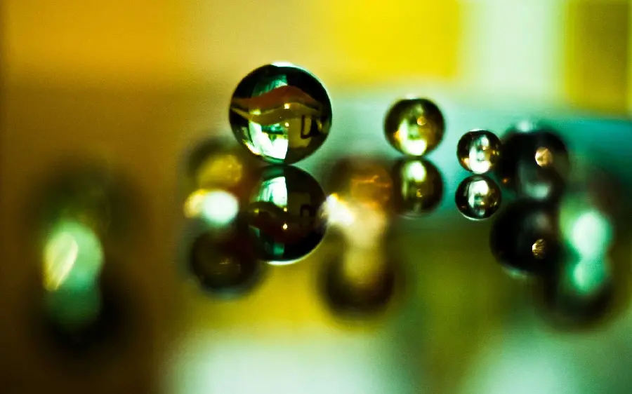 High quality glass marble image for desktop