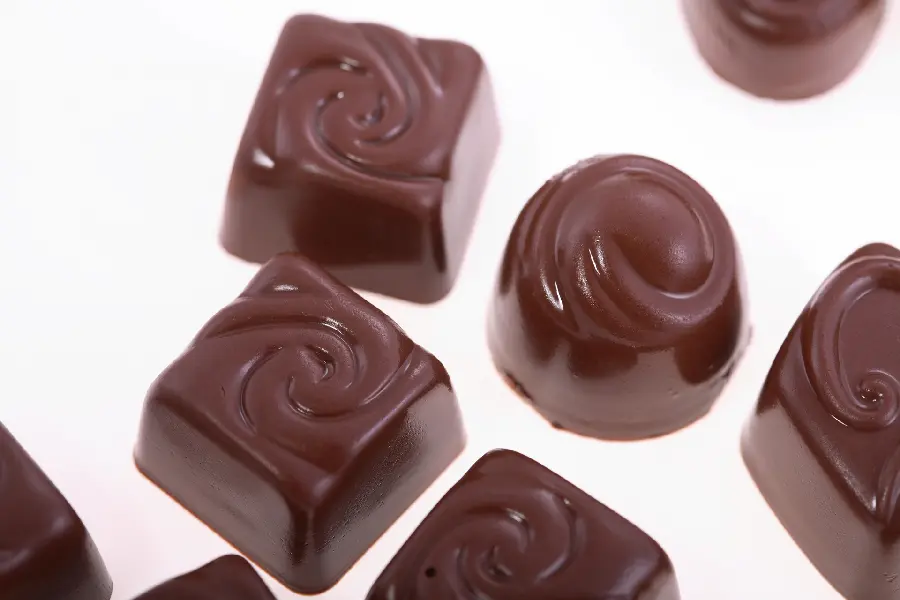 High quality image of cocoa chocolate with nuts
