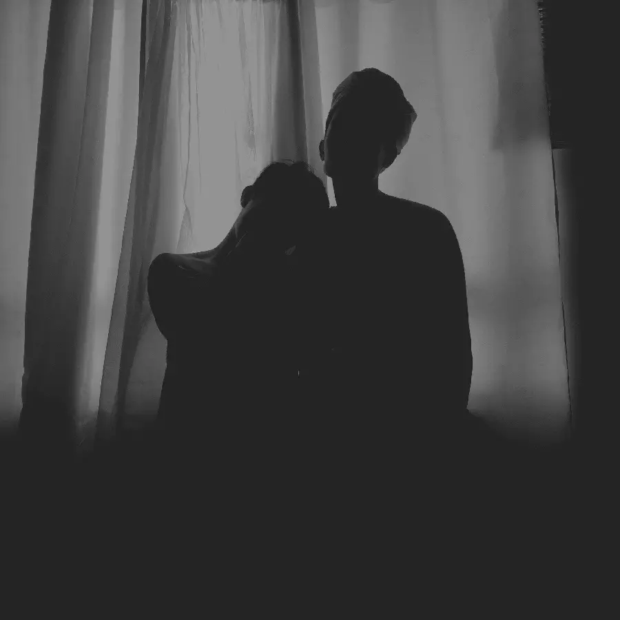 Download high quality photo of dark couple